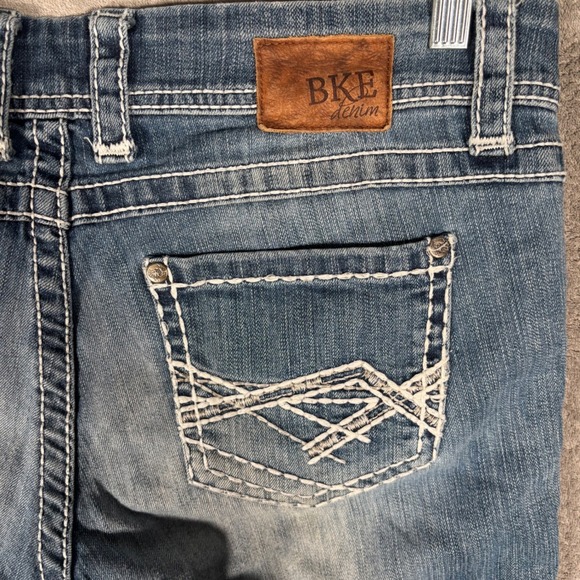 BKE Sabrina Bootcut Jeans Womens Size 32 Medium Wash Denim Y2K Faded Grunge - Picture 6 of 14